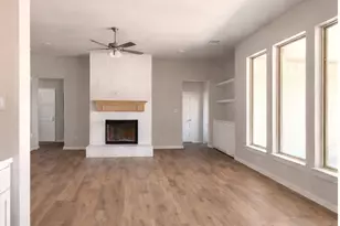 504 Clifton Ct, Springtown, TX 76082 - Photo 4