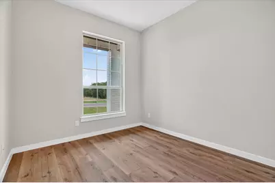 504 Clifton Court, Springtown, TX 76082 - Photo 6