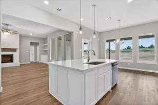 504 Clifton Ct, Springtown, TX 76082 - Photo 14