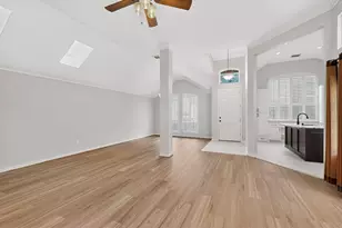 8707 Wellington Rd, Irving, TX 75063 - Photo 10