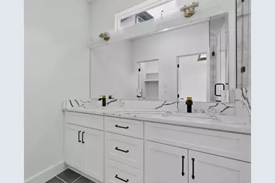 5803 Plum Dale Road, Dallas, TX 75241 - Photo 14