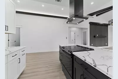 5803 Plum Dale Road, Dallas, TX 75241 - Photo 8