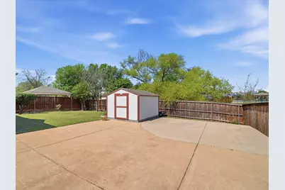 2824 Gillespie Lane, Grand Prairie, TX 75052 - Photo 34