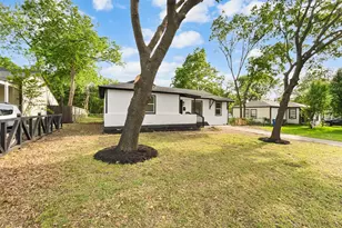 2114 Tisinger Ave, Dallas, TX 75228 - Photo 8