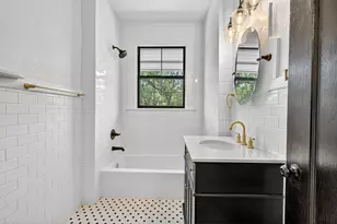 513 NW 6th St, Mineral Wells, TX 76067 - Photo 16