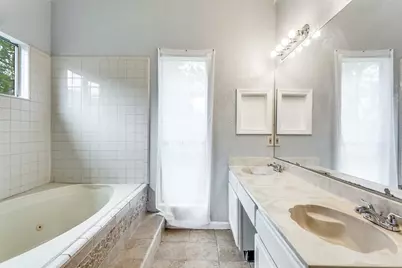 4745 Poppy Drive E, Fort Worth, TX 76137 - Photo 8