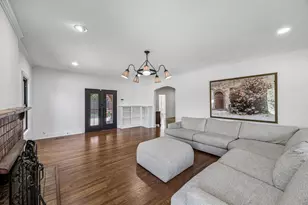 2809 Park Hill Dr, Fort Worth, TX 76109 - Photo 6