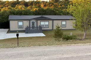 1315 Phoenix Ct, Granbury, TX 76048 - Photo 1