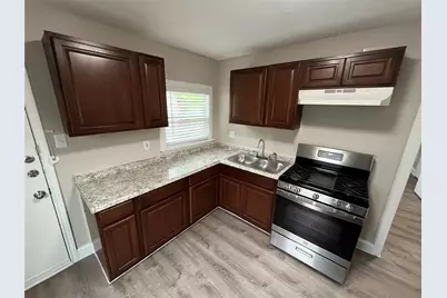 860 Mimosa Drive, Garland, TX 75040 - Photo 8