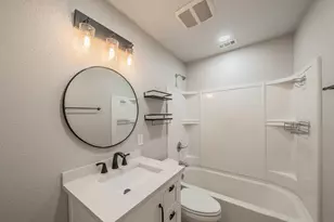 1015 Epenard St, Dallas, TX 75211 - Photo 14