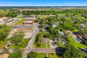 814 N Harrison St, West, TX 76691 - Photo 2