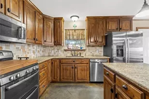 814 N Harrison St, West, TX 76691 - Photo 12