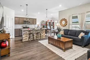 1934 Duskwood Dr, Lancaster, TX 75146 - Photo 4