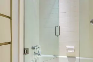 4053 Travis St, Dallas, TX 75204 - Photo 18