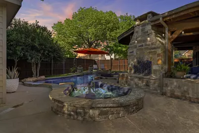 100 Red Bluff Court, Hickory Creek, TX 75065 - Photo 2