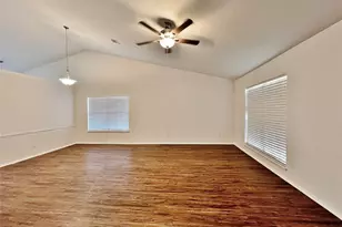 1028 Whitewater Trail, DeSoto, TX 75115 - Photo 6