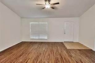 1028 Whitewater Trail, DeSoto, TX 75115 - Photo 4