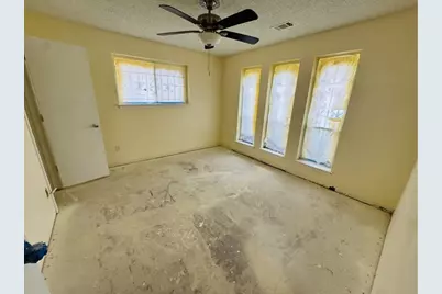 2047 Argyle Avenue, Dallas, TX 75203 - Photo 18