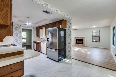 2719 Sunrise Drive, Arlington, TX 76006 - Photo 8