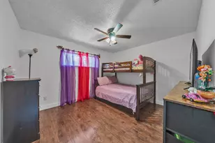 1132 Kris St, Irving, TX 75060 - Photo 20