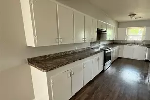 820 Carney Dr, Garland, TX 75041 - Photo 6