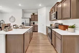 3204 Charleston Dr, Ennis, TX 75119 - Photo 14