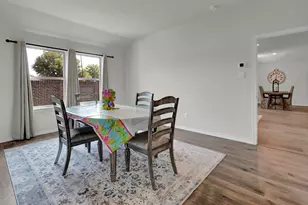 3204 Charleston Dr, Ennis, TX 75119 - Photo 10