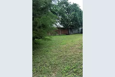 1120 Deer Valley Lane, Arlington, TX 76001 - Photo 12