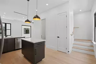 4526 Cabell Dr, Dallas, TX 75204 - Photo 10