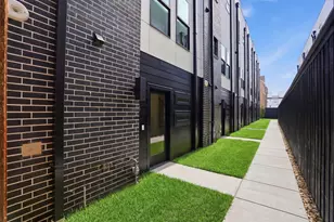 4526 Cabell Dr, Dallas, TX 75204 - Photo 2