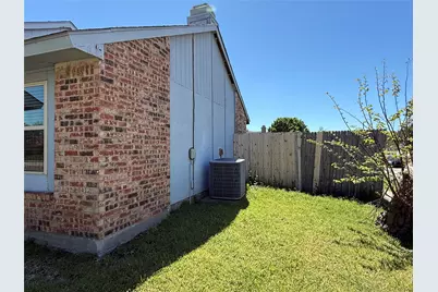 1300 Rivercrest Boulevard, Allen, TX 75002 - Photo 2