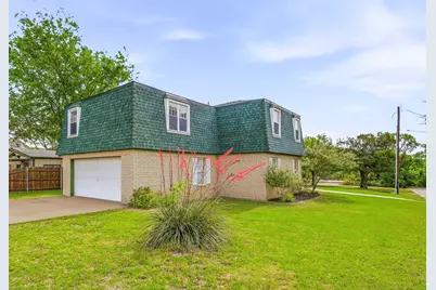 302 Hill Street, Glen Rose, TX 76043 - Photo 1