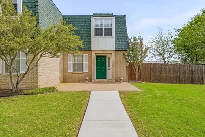 302 Hill Street, Glen Rose, TX 76043 - Photo 2