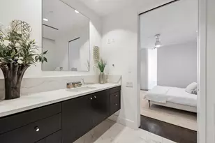 2408 Victory Park Ln, Dallas, TX 75219 - Photo 8