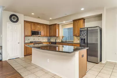 2312 Tawny Owl Road, Grand Prairie, TX 75052 - Photo 16