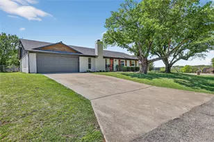 710 Ridgeway Rd, Joshua, TX 76058 - Photo 4