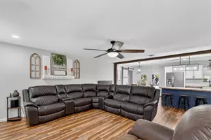 710 Ridgeway Rd, Joshua, TX 76058 - Photo 8