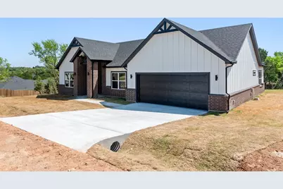 5026 Elizabeth Street, Granbury, TX 76048 - Photo 6