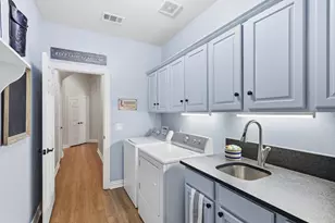 9801 Cypress St, Denton, TX 76207 - Photo 26