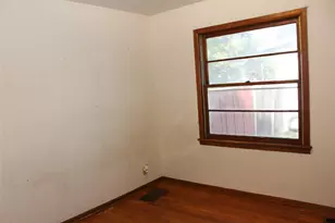 809 Forrestal Dr, Arlington, TX 76010 - Photo 12