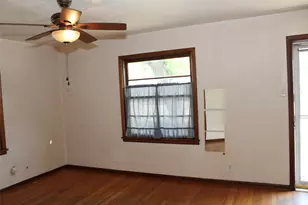 809 Forrestal Dr, Arlington, TX 76010 - Photo 6