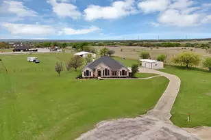 163 N Savanna Dr, Rhome, TX 76078 - Photo 34