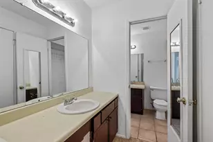 2160 Fleur De Lis Ct, Arlington, TX 76012 - Photo 14