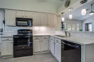 555 Gillespie Dr, Allen, TX 75002 - Photo 14