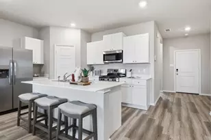 1016 Boll Weevil Dr, Cleburne, TX 76031 - Photo 2