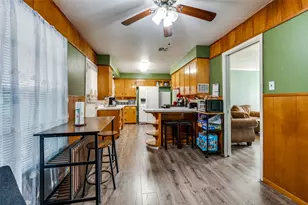 6209 Woodbine Dr, Fort Worth, TX 76112 - Photo 14