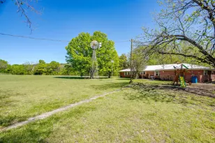 8216 Cleburne Hwy, Granbury, TX 76049 - Photo 18