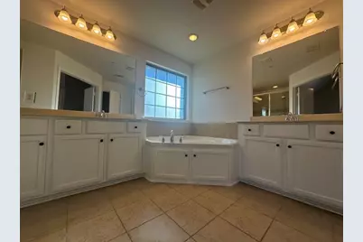 901 Brookville Court, Plano, TX 75074 - Photo 10