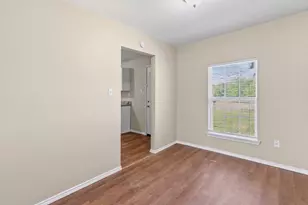 1704 Langford St, Greenville, TX 75401 - Photo 20