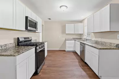 1704 Langford Street, Greenville, TX 75401 - Photo 2